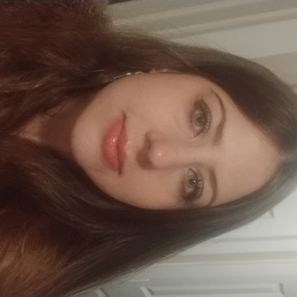 Meet your Posher, Helena